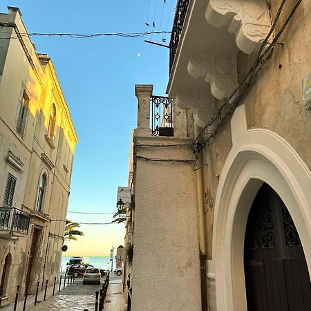Ferienwohnung Palazzo Donnamaria Manfredonia Exterior foto