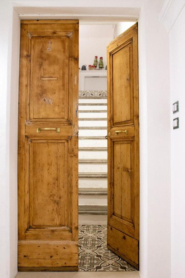 Ferienwohnung Palazzo Donnamaria Manfredonia Exterior foto