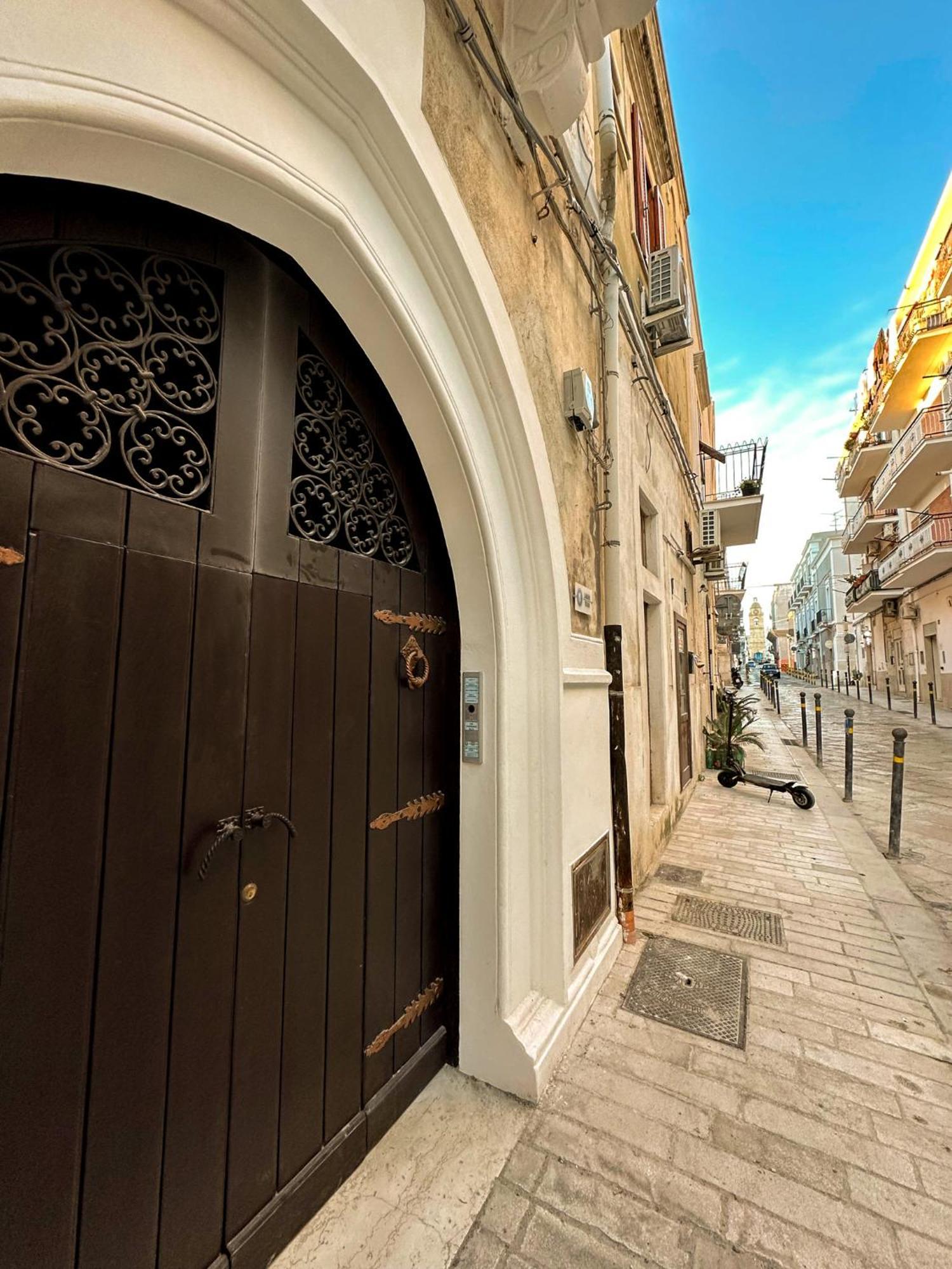 Ferienwohnung Palazzo Donnamaria Manfredonia Exterior foto