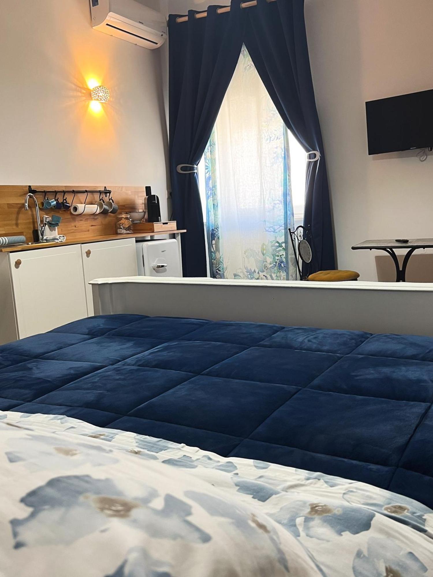 Ferienwohnung Palazzo Donnamaria Manfredonia Exterior foto